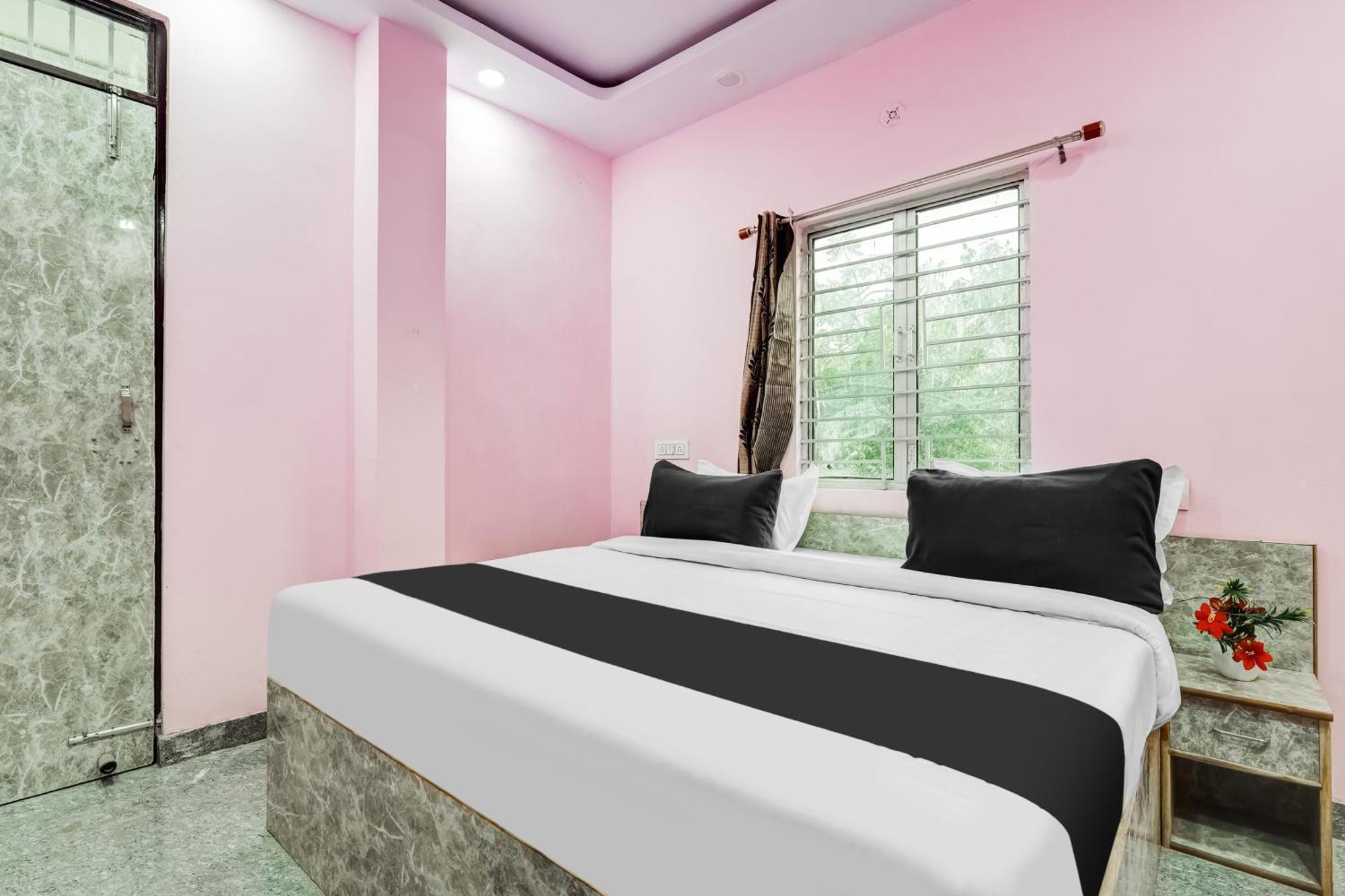 Hotel O Govind Residency New Delhi Exteriör bild