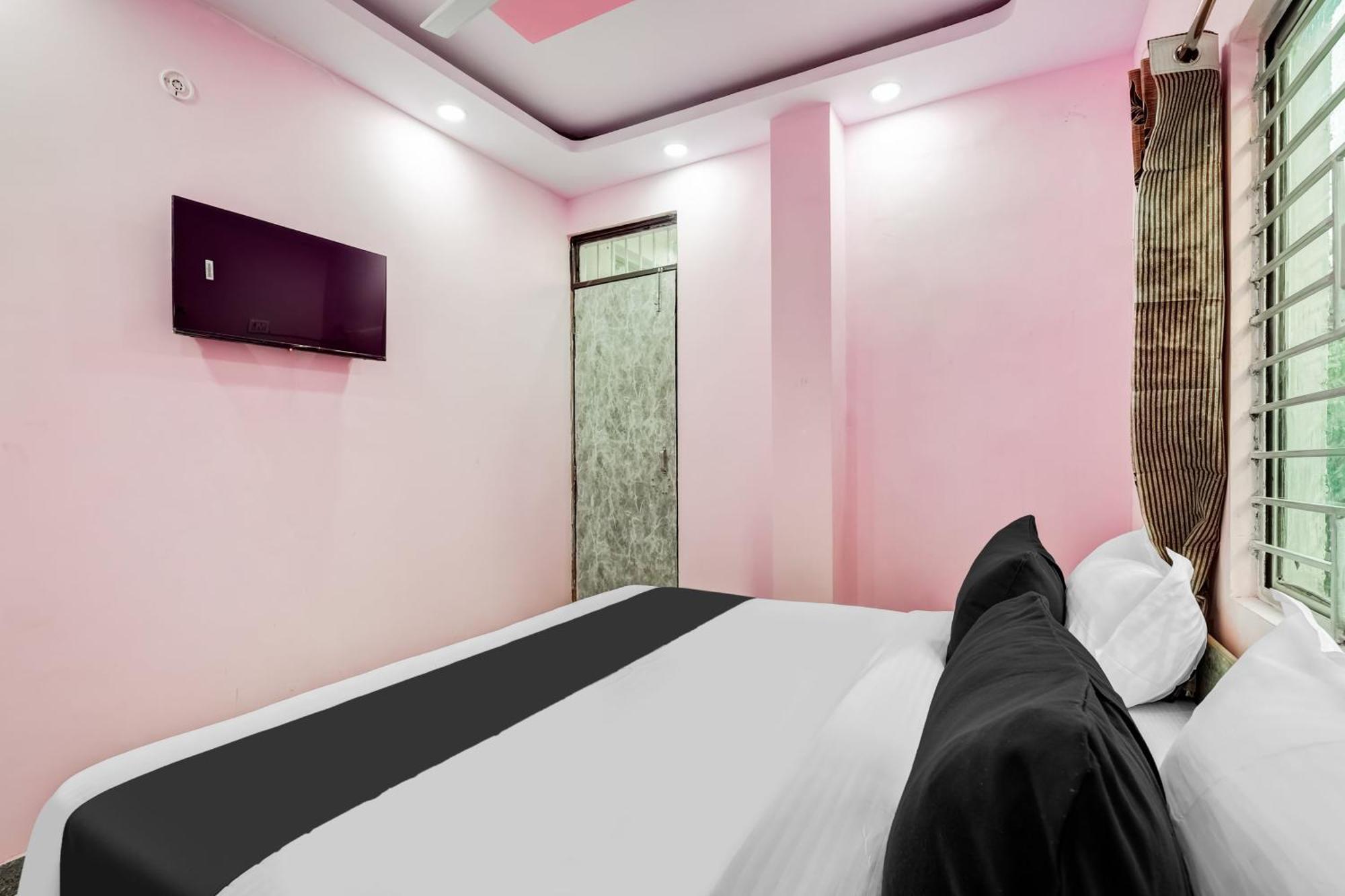 Hotel O Govind Residency New Delhi Exteriör bild