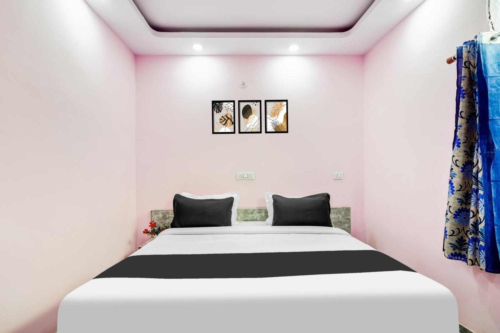 Hotel O Govind Residency New Delhi Exteriör bild