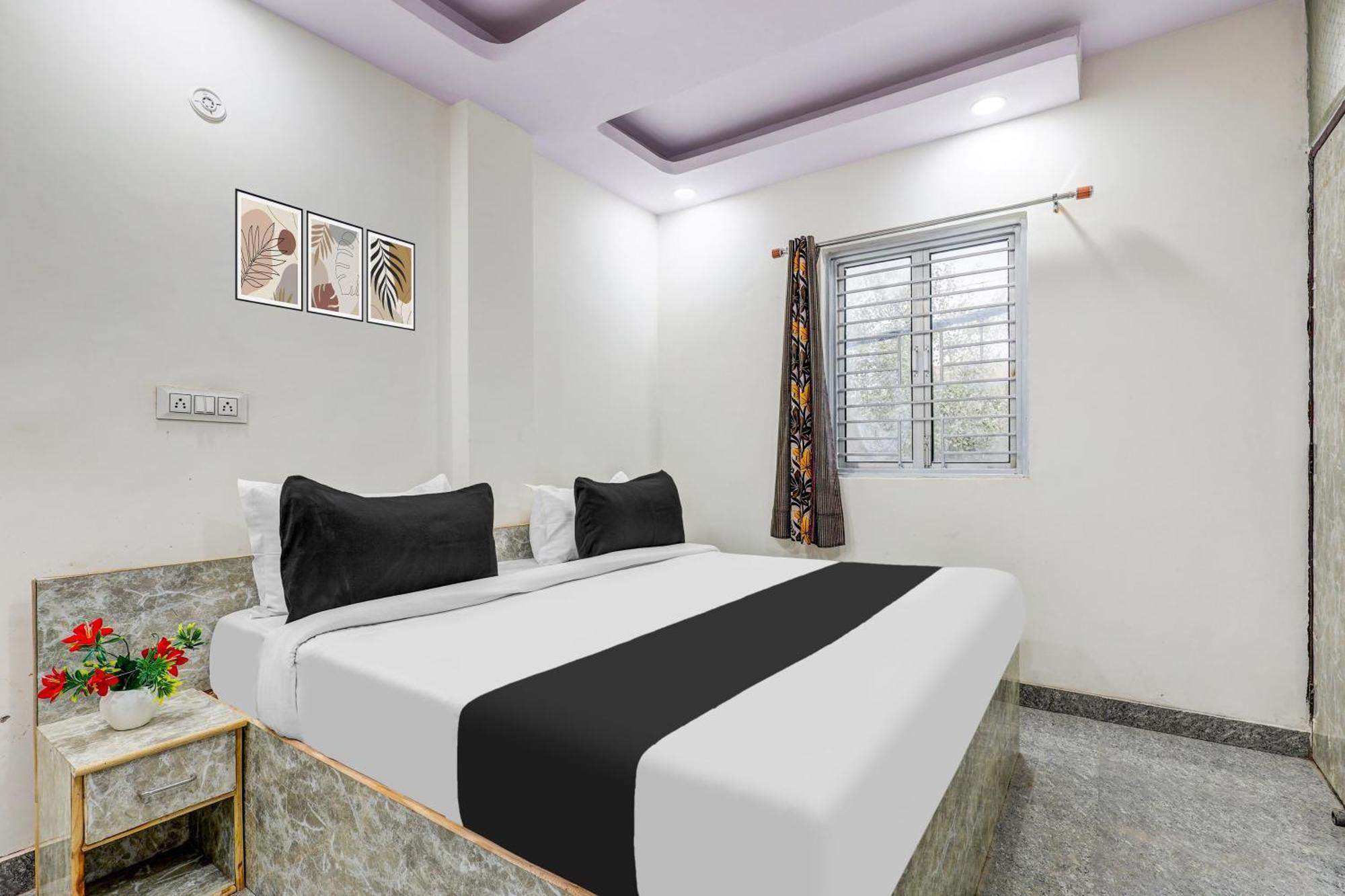 Hotel O Govind Residency New Delhi Exteriör bild